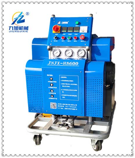 聚脲施工手工還是噴涂效果好(圖1) H5600型聚脲噴涂機(jī)器